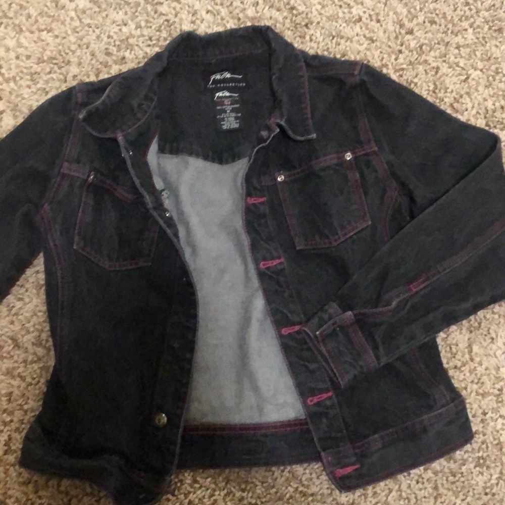traded!NWOT black denim jacket